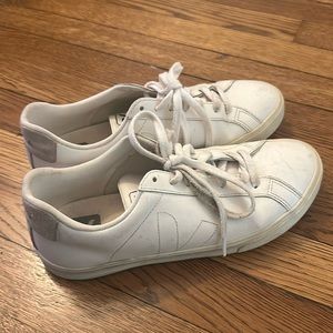 Veja women’s size 9